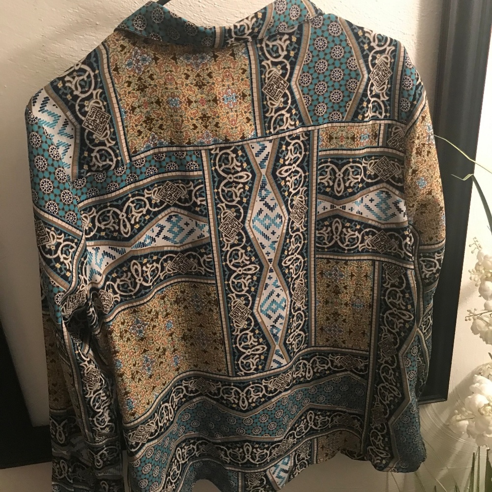 🚨⬇️BooHoo Rae Multicolor Button down Blouse - Picture 7 of 7